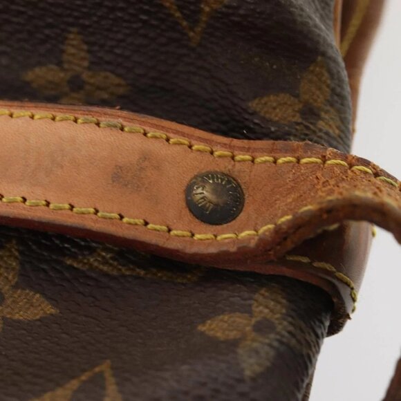 LOUIS VUITTON Monogram Saumur 30 Shoulder Bag - Picture 11 of 16
